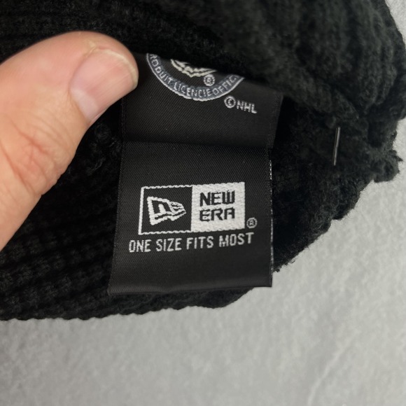 Boston Bruins New Era Beanie Adult Black NHL Hockey Waffle Knit Winter Snow NEW - Picture 6 of 7